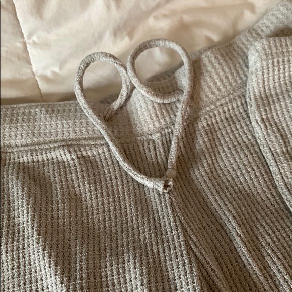 Cozy Ribbed Lounge Set in Gray - Picture 8 of 10